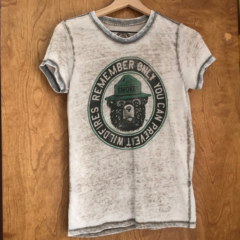 Lucky Brand t-shirt